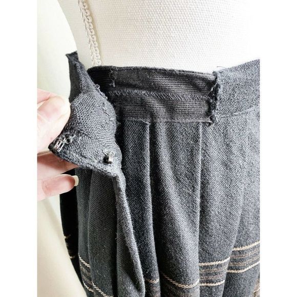 1980s Lucienne Hébert Pleated Wool Maxi Skirt - Picture 3 of 6